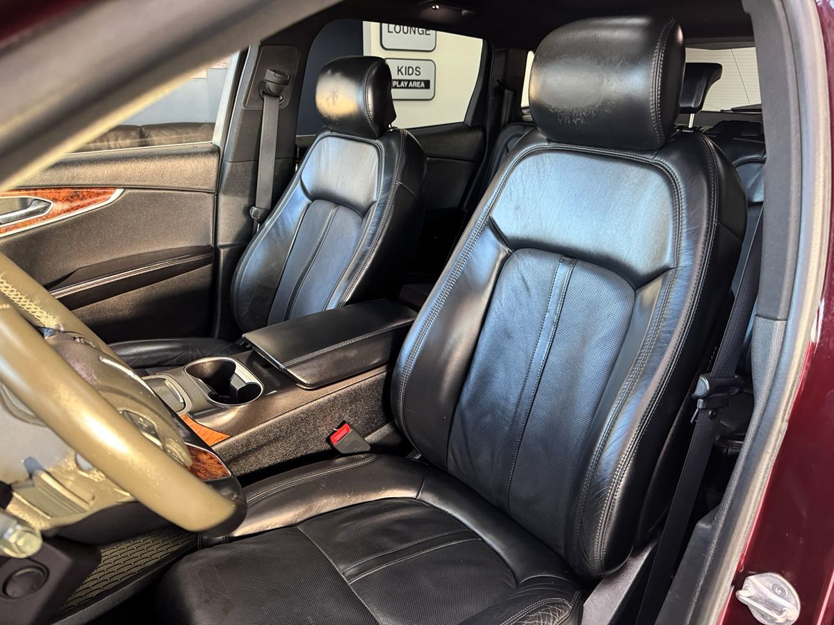 2017 Lincoln MKX Reserve photo 13