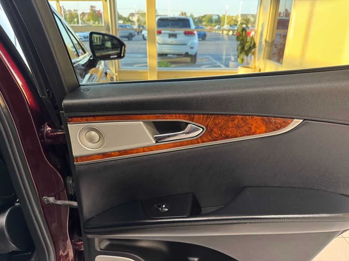 2017 Lincoln MKX Reserve photo 42