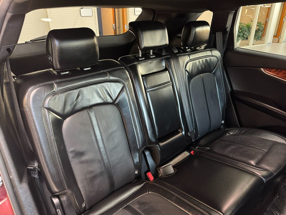 2017 Lincoln MKX Reserve photo 45