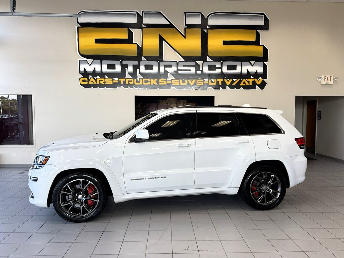 2014 Jeep Grand Cherokee SRT8 photo 2