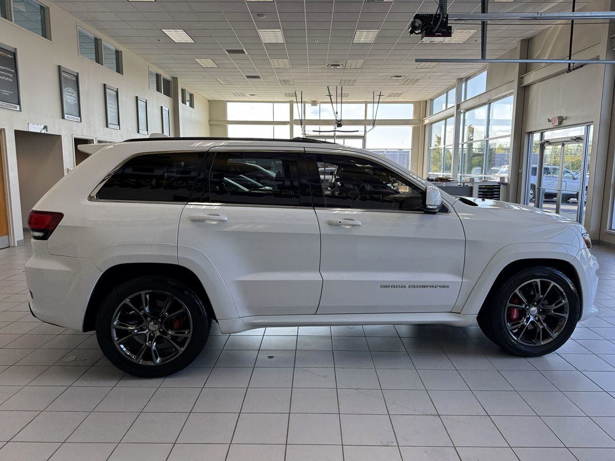 2014 Jeep Grand Cherokee SRT8 photo 4