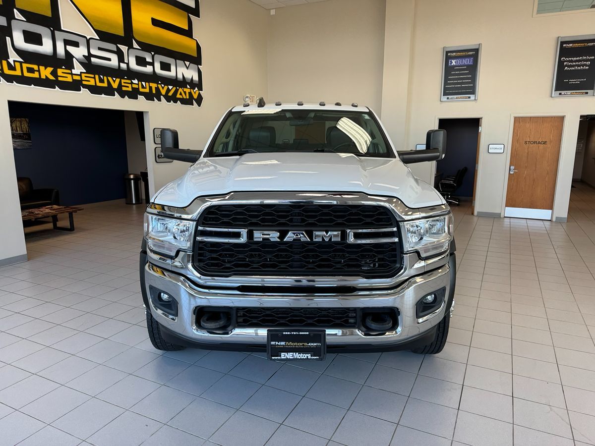 2019 Ram 5500 Tradesman photo 3