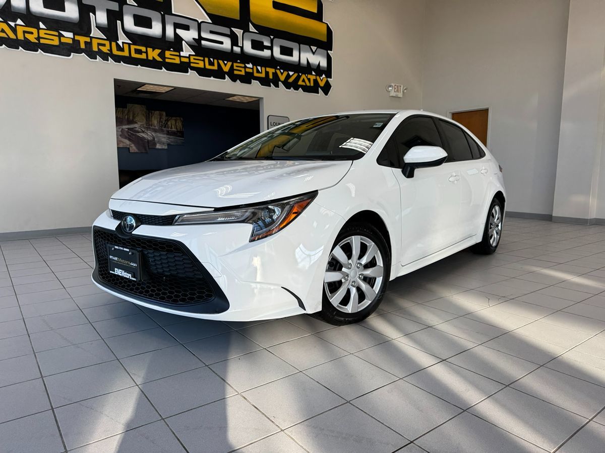 2020 Toyota Corolla LE photo 2