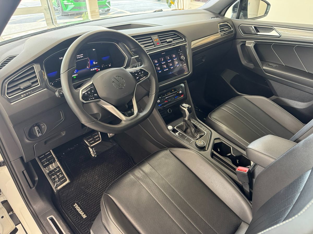 2022 Volkswagen Tiguan SE R-LINE BLACK - Photo 12