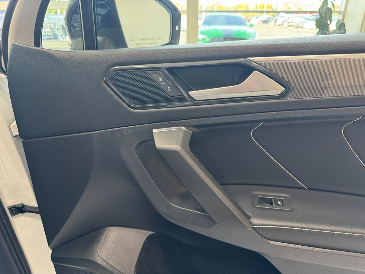 2022 Volkswagen Tiguan SE R-LINE BLACK - Photo 15