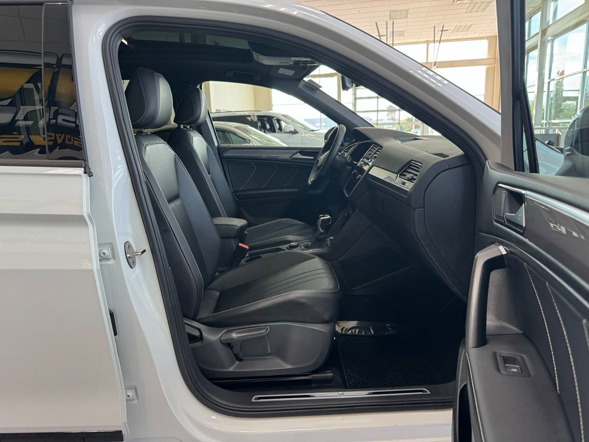 2022 Volkswagen Tiguan SE R-LINE BLACK - Photo 16