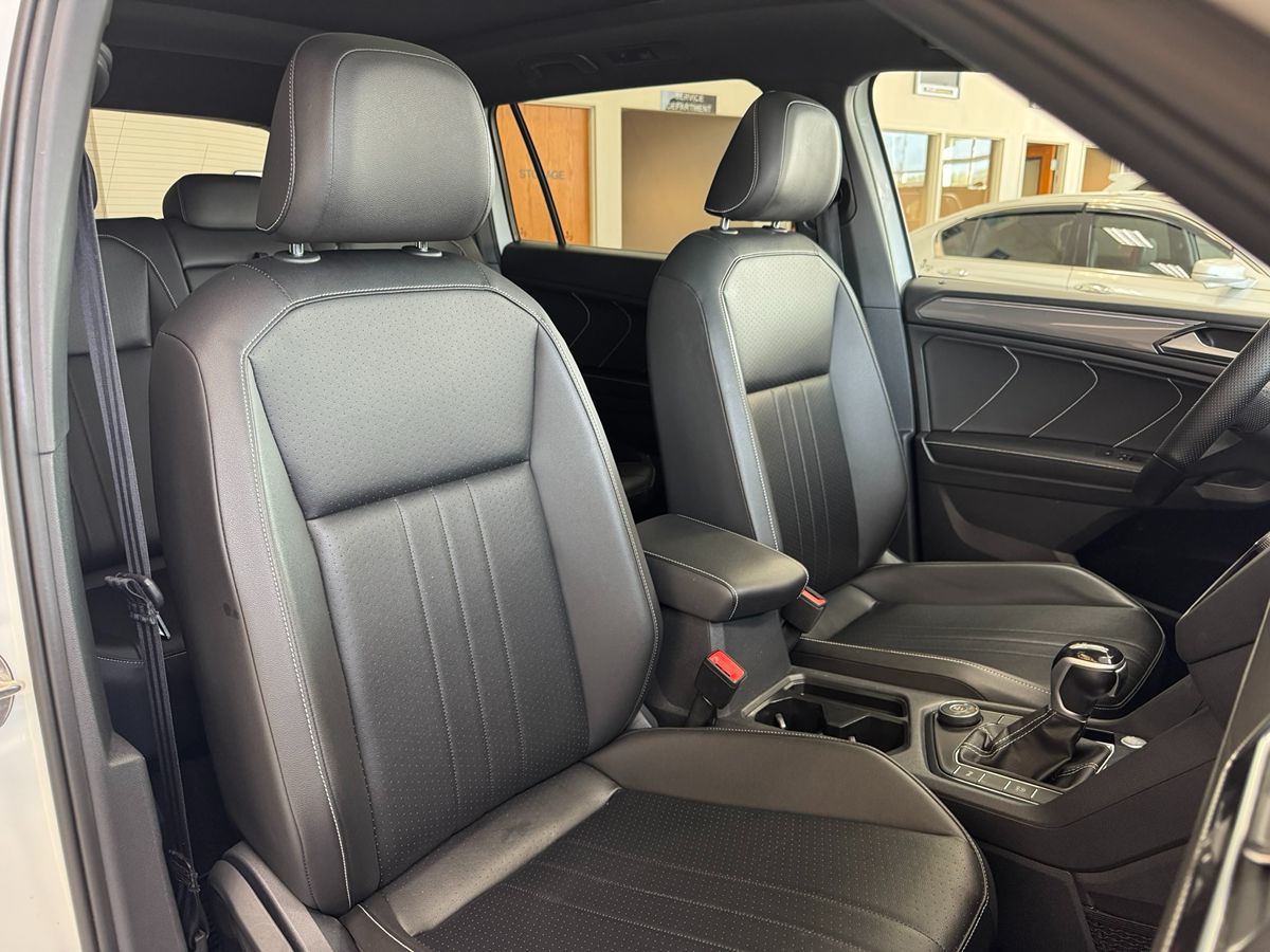 2022 Volkswagen Tiguan SE R-LINE BLACK - Photo 18