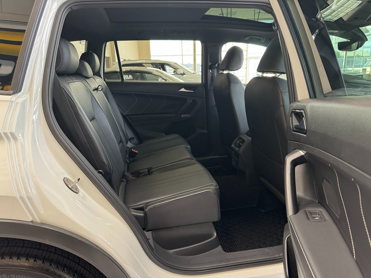 2022 Volkswagen Tiguan SE R-LINE BLACK - Photo 49