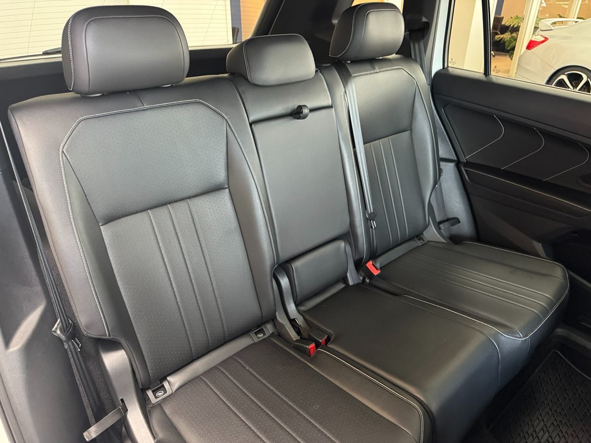 2022 Volkswagen Tiguan SE R-LINE BLACK - Photo 51