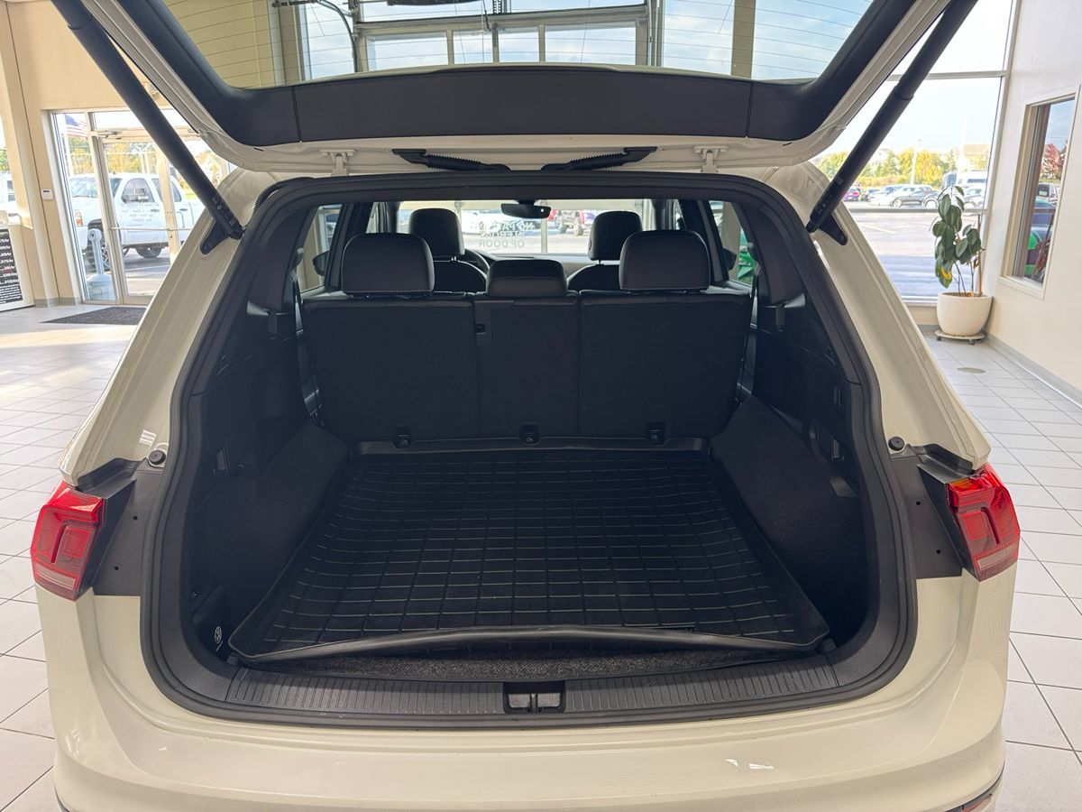 2022 Volkswagen Tiguan SE R-LINE BLACK - Photo 54