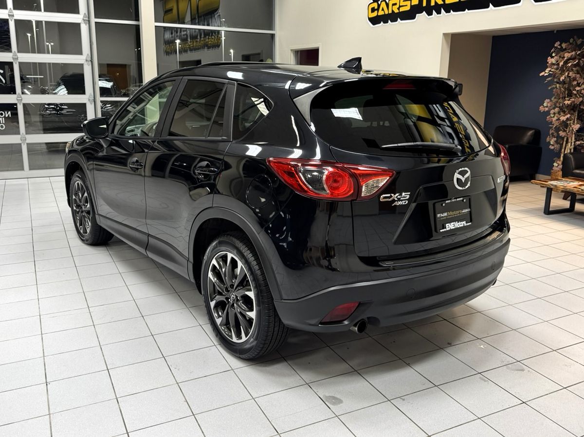 2016 Mazda CX-5 Grand Touring photo 2