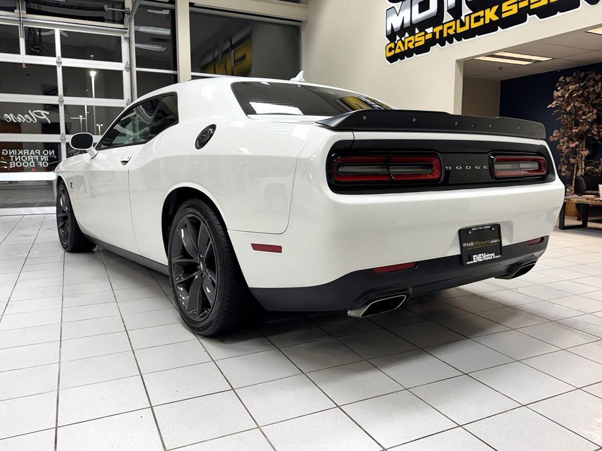 2019 Dodge Challenger R/T Scat Pack photo 3