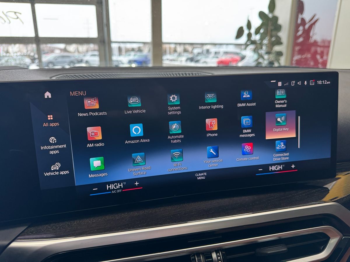 2023 BMW 3 Series 330i - Photo 28
