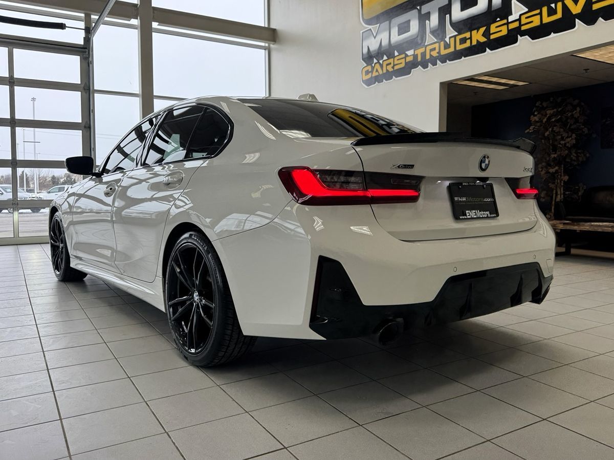 2023 BMW 3 Series 330i - Photo 61
