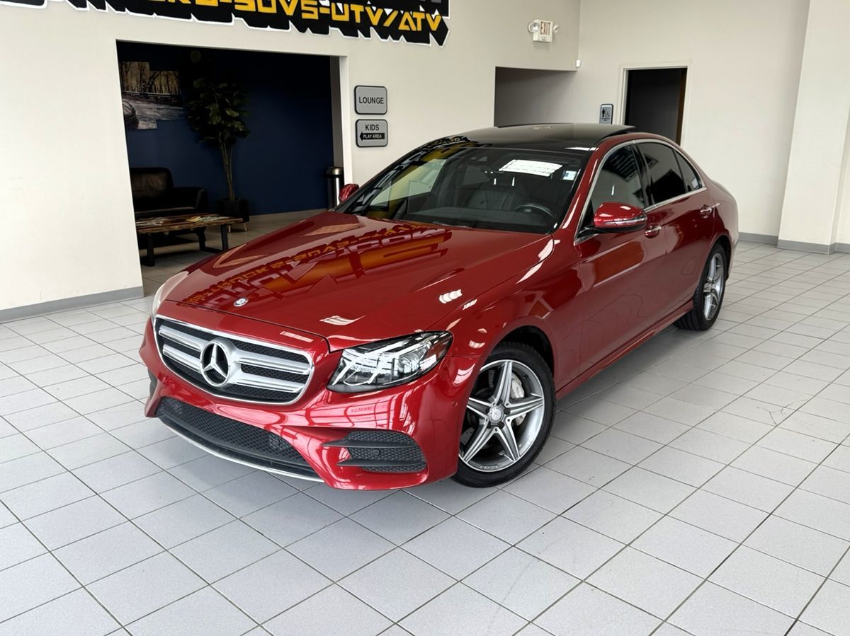 2017 Mercedes-Benz E-Class E300 4MATIC's photo