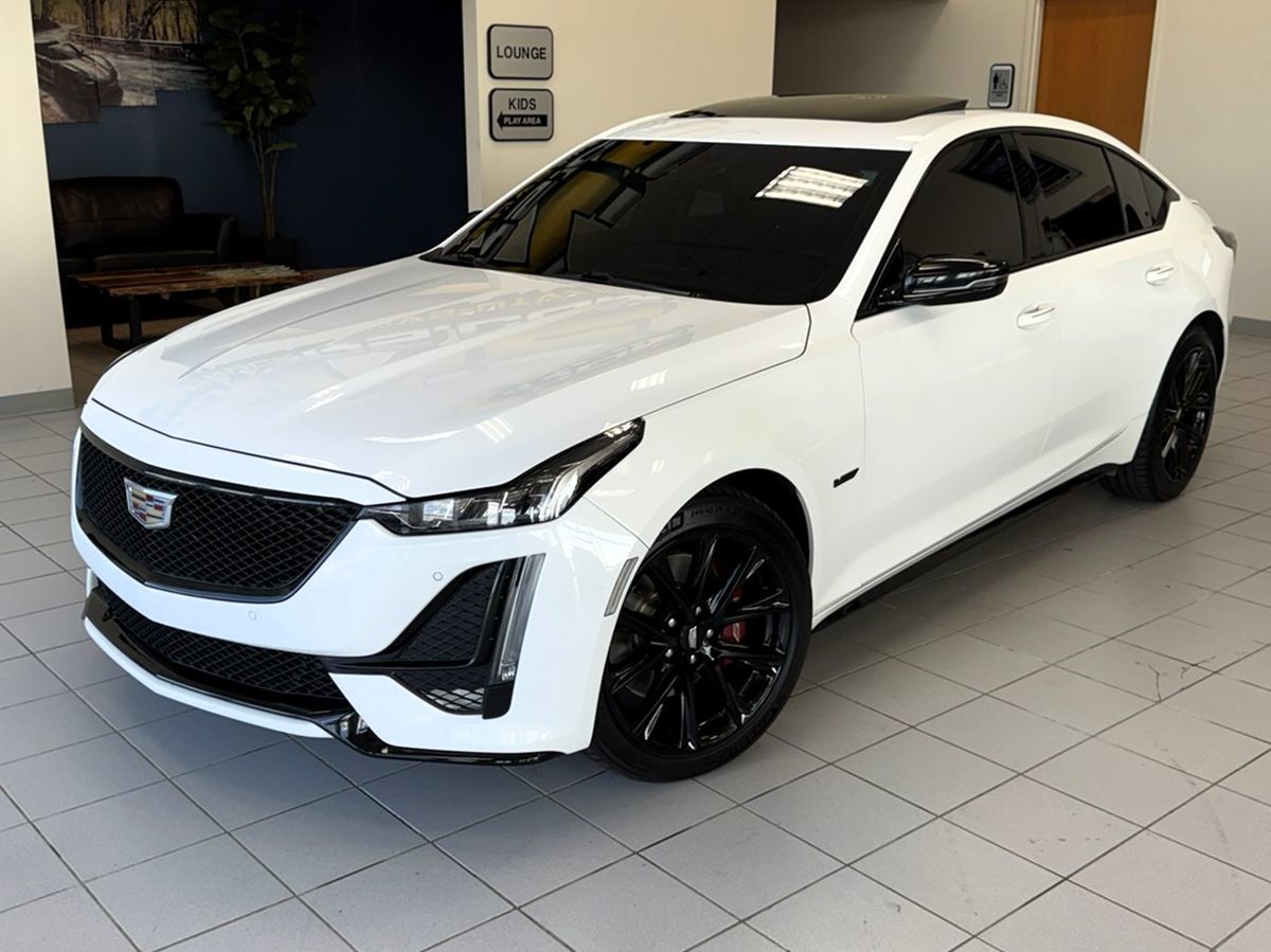 2022 Cadillac CT5-V 