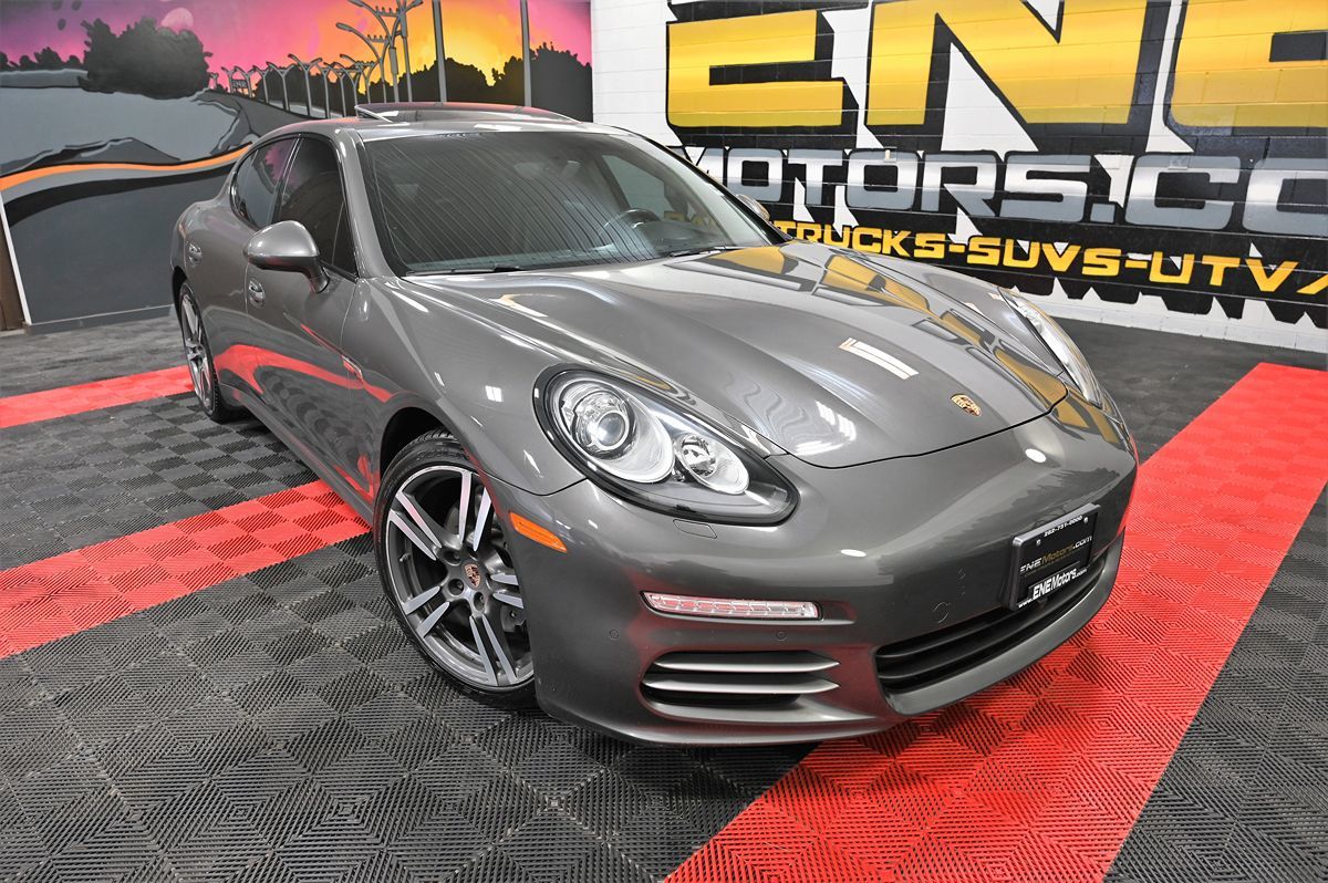 2014 Porsche Panamera 4