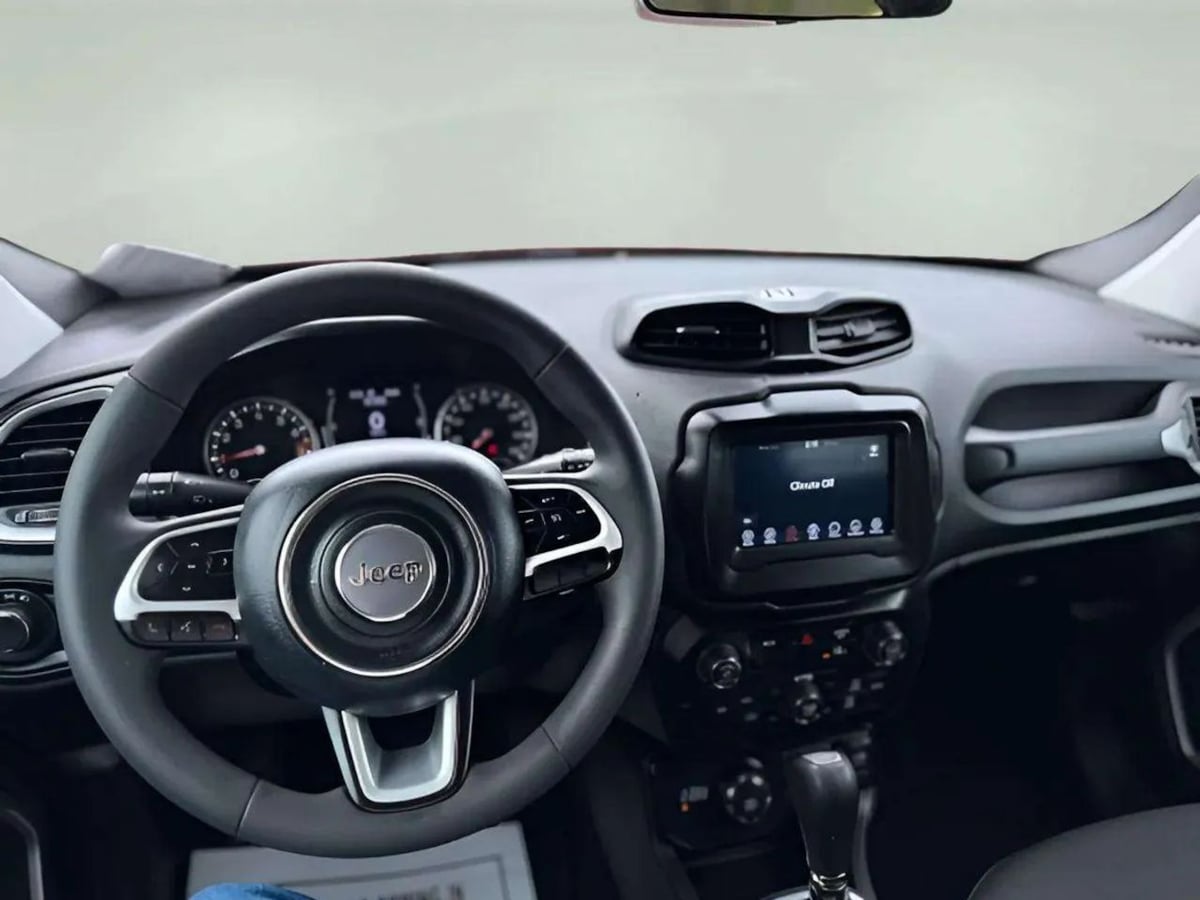 2021 Jeep Renegade Jeepster - Photo 11