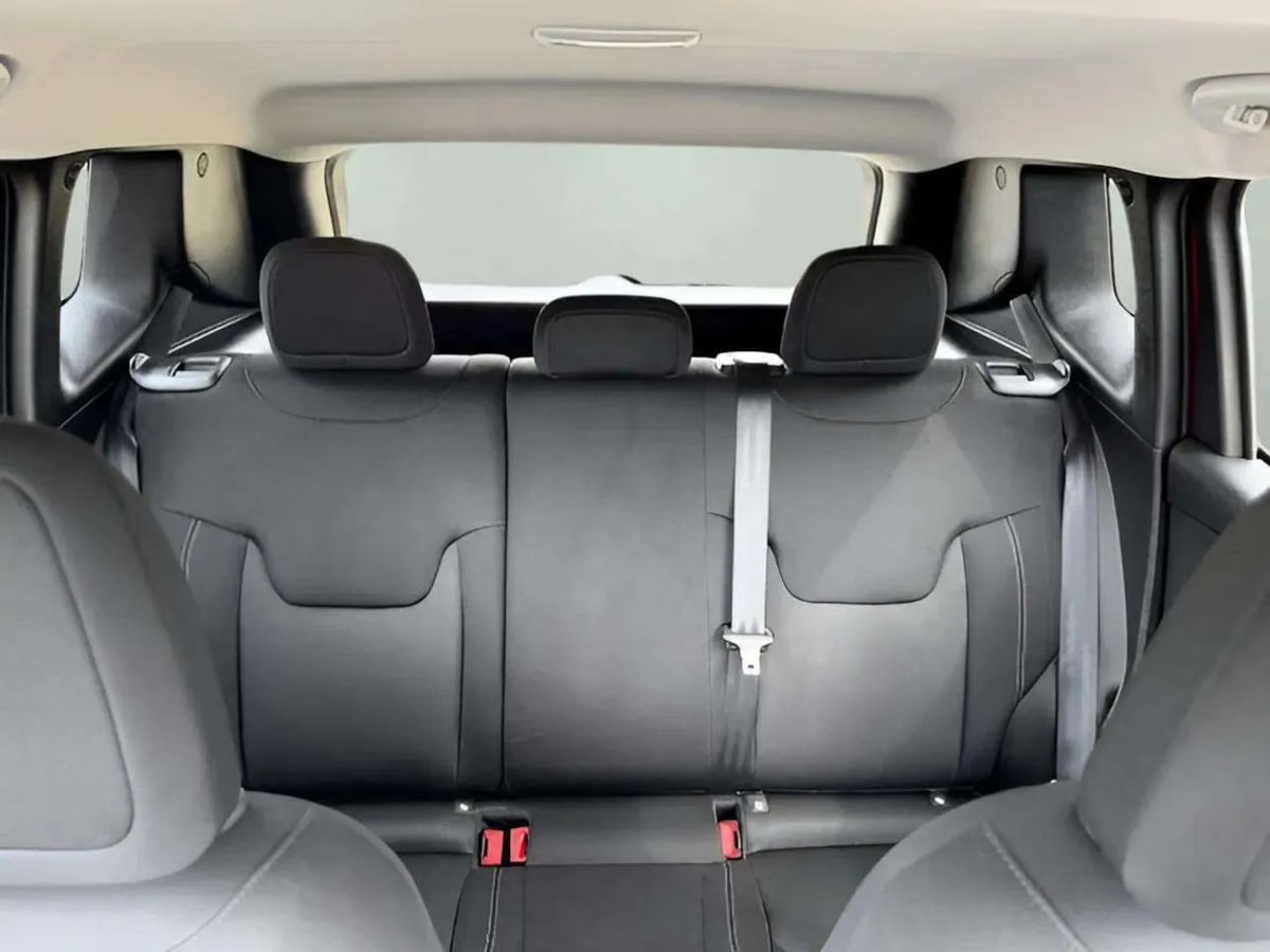2021 Jeep Renegade Jeepster - Photo 15