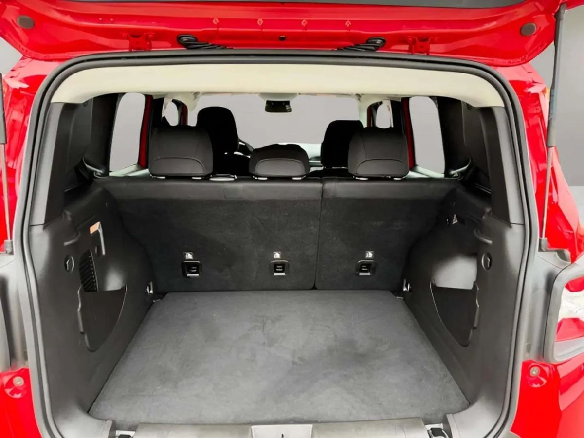 2021 Jeep Renegade Jeepster - Photo 19