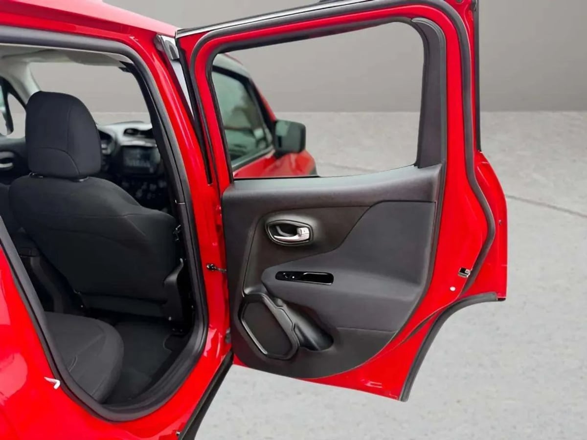 2021 Jeep Renegade Jeepster - Photo 20