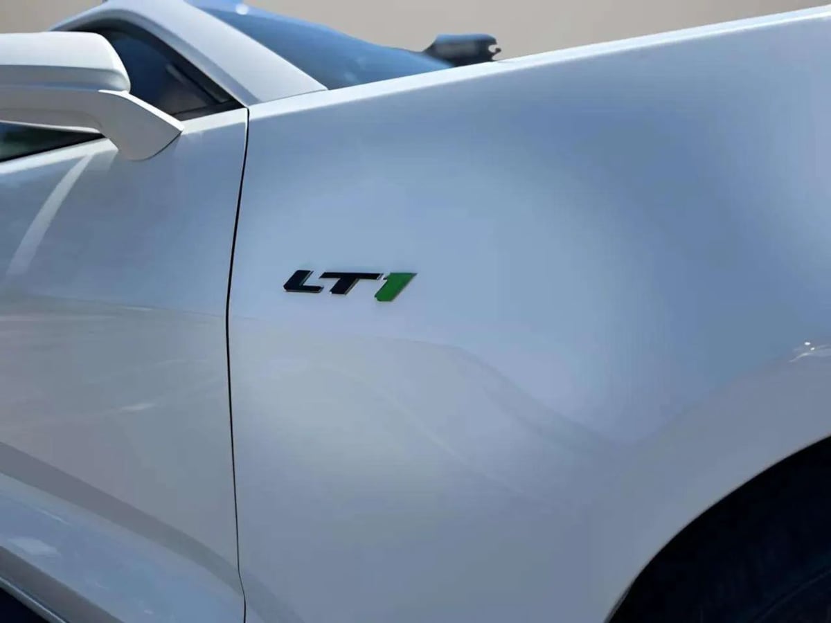 2021 Chevrolet Camaro LT1 - Photo 26