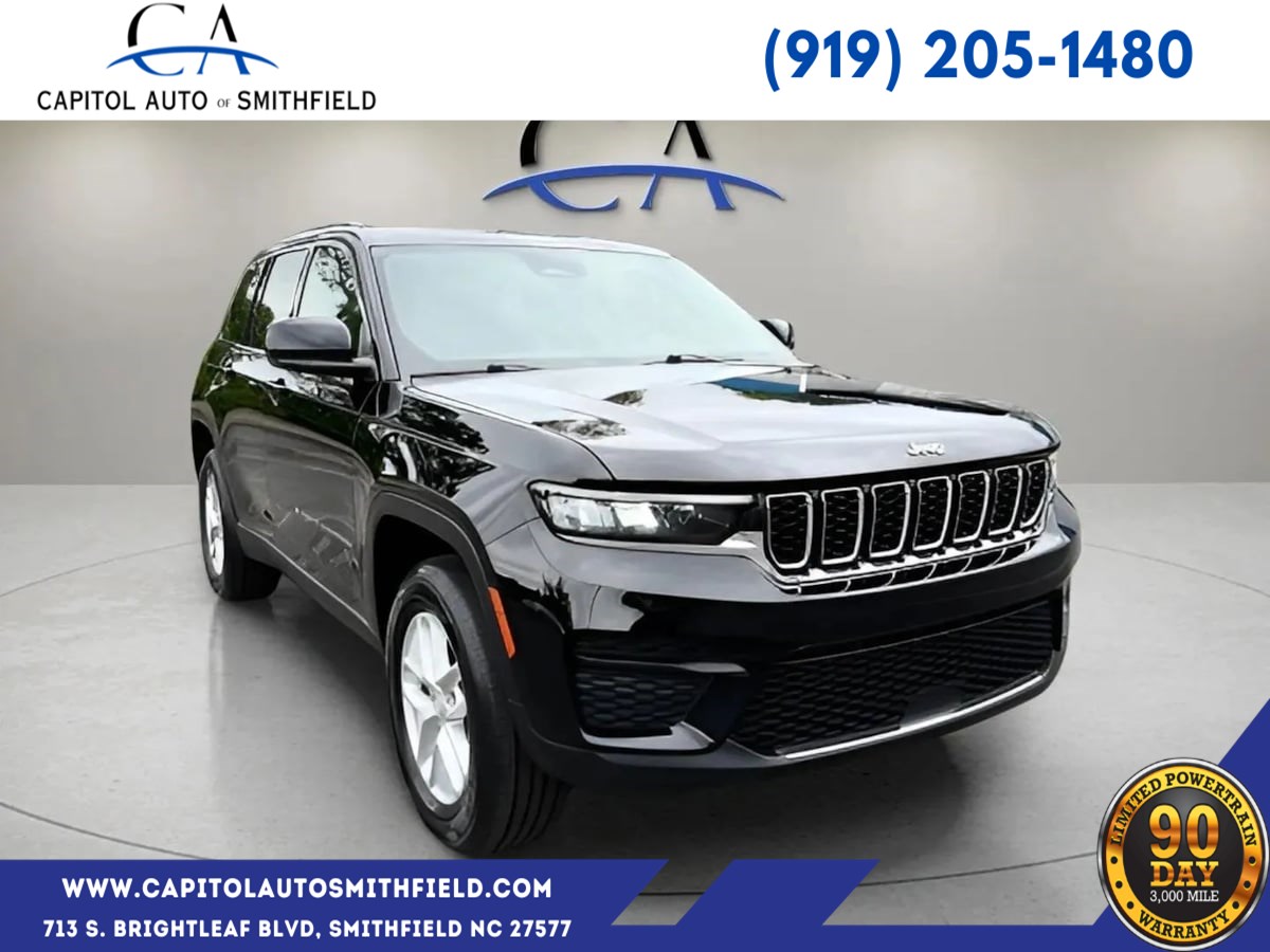 2023 Jeep Grand Cherokee Laredo's photo