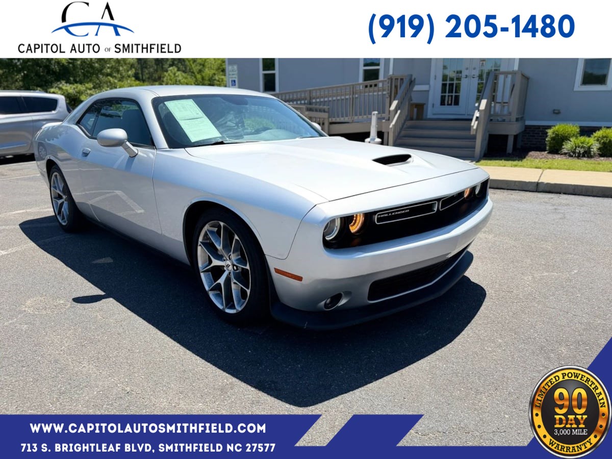2022 Dodge Challenger GT Auto's photo