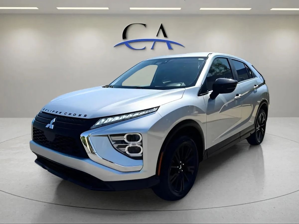 2024 Mitsubishi Eclipse Cross LE - Photo 3