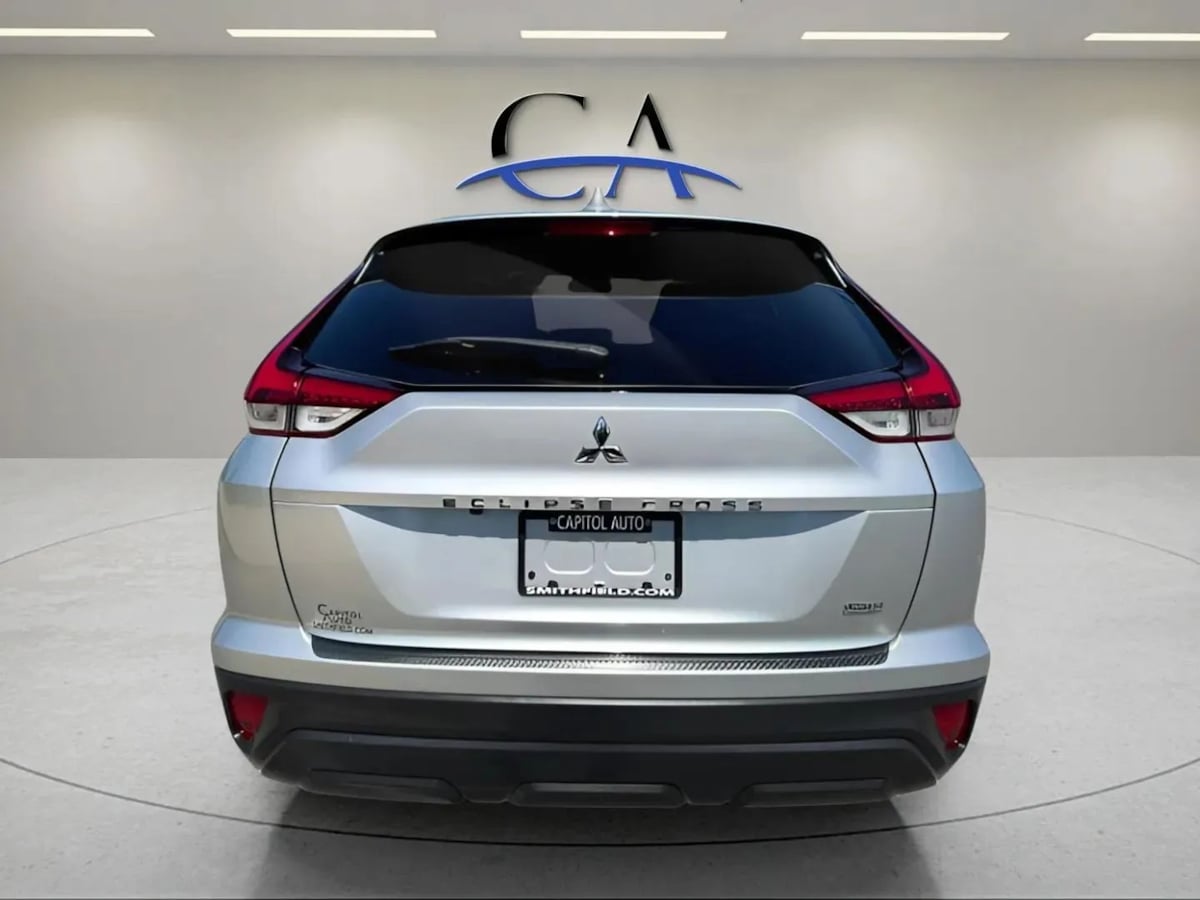 2024 Mitsubishi Eclipse Cross LE - Photo 6