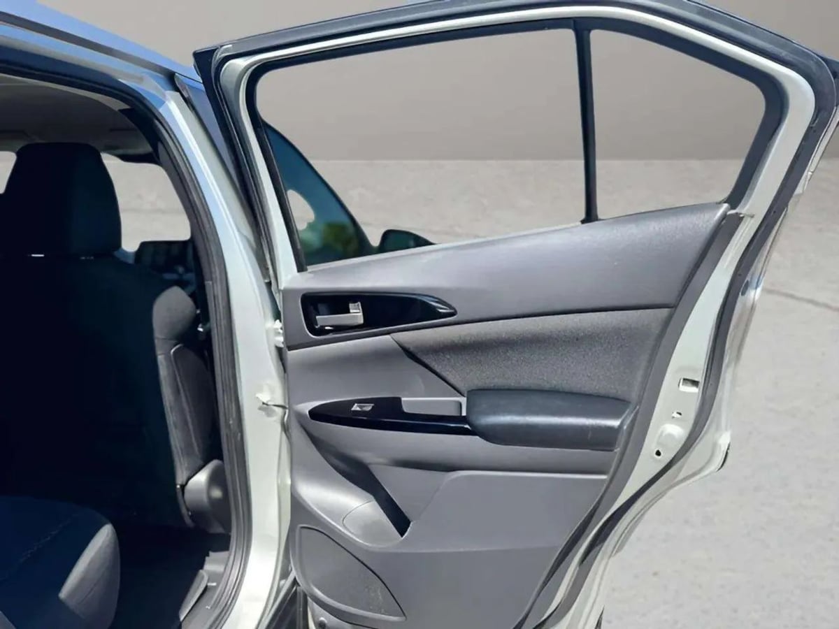 2024 Mitsubishi Eclipse Cross LE - Photo 17