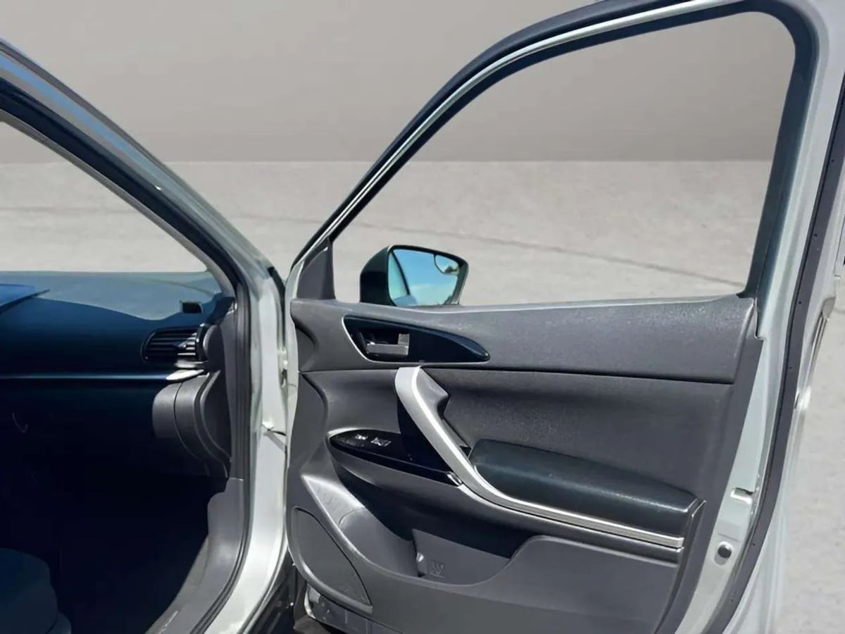 2024 Mitsubishi Eclipse Cross LE - Photo 19