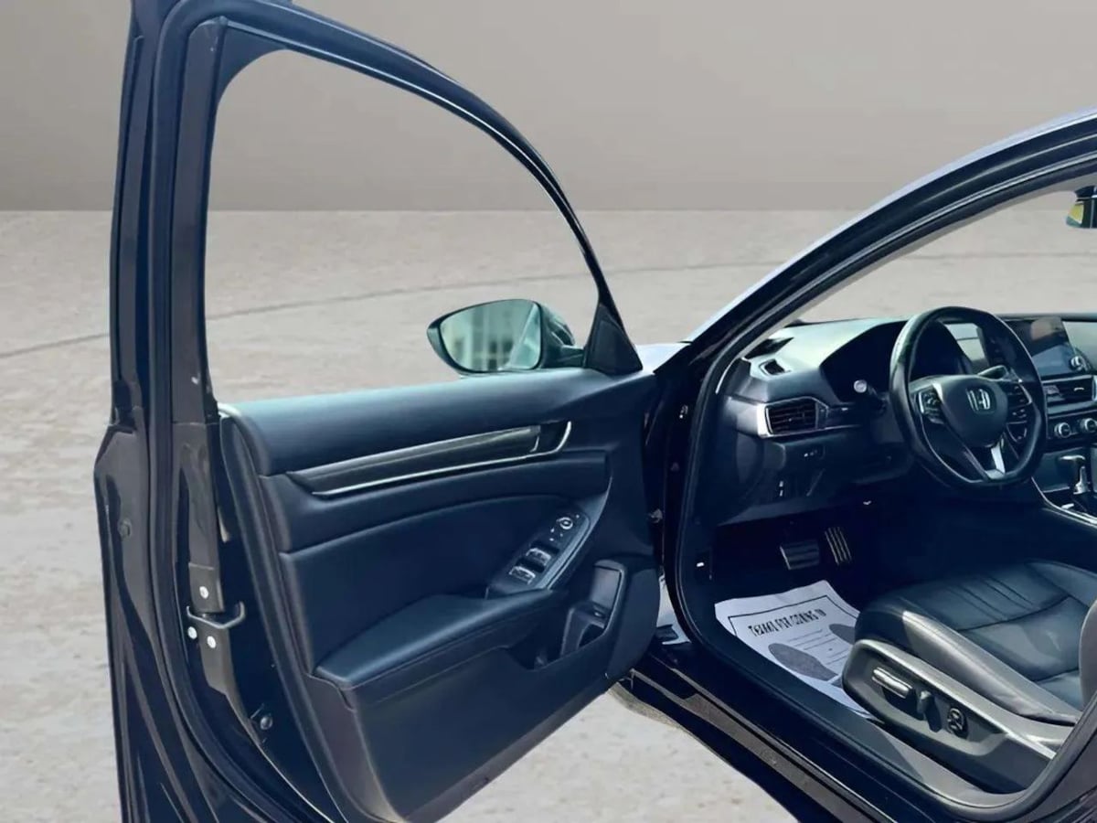 2022 Honda Accord Sport SE - Photo 9