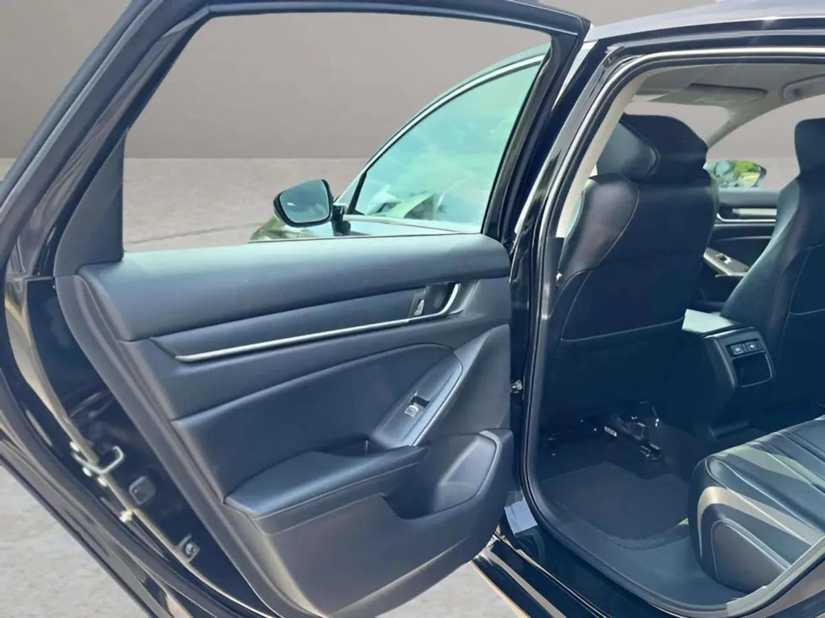 2022 Honda Accord Sport SE - Photo 12