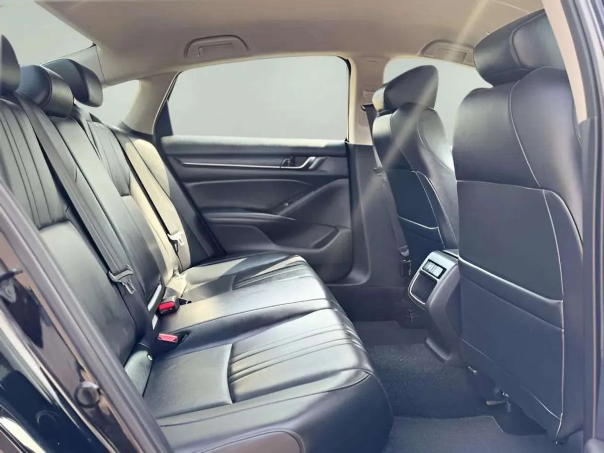 2022 Honda Accord Sport SE - Photo 13