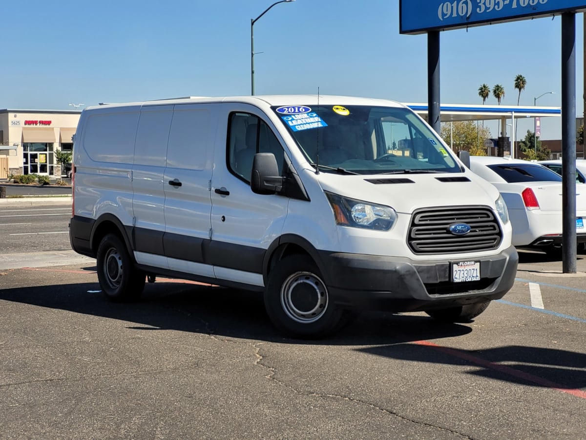2016 Ford Transit Base - Photo 2