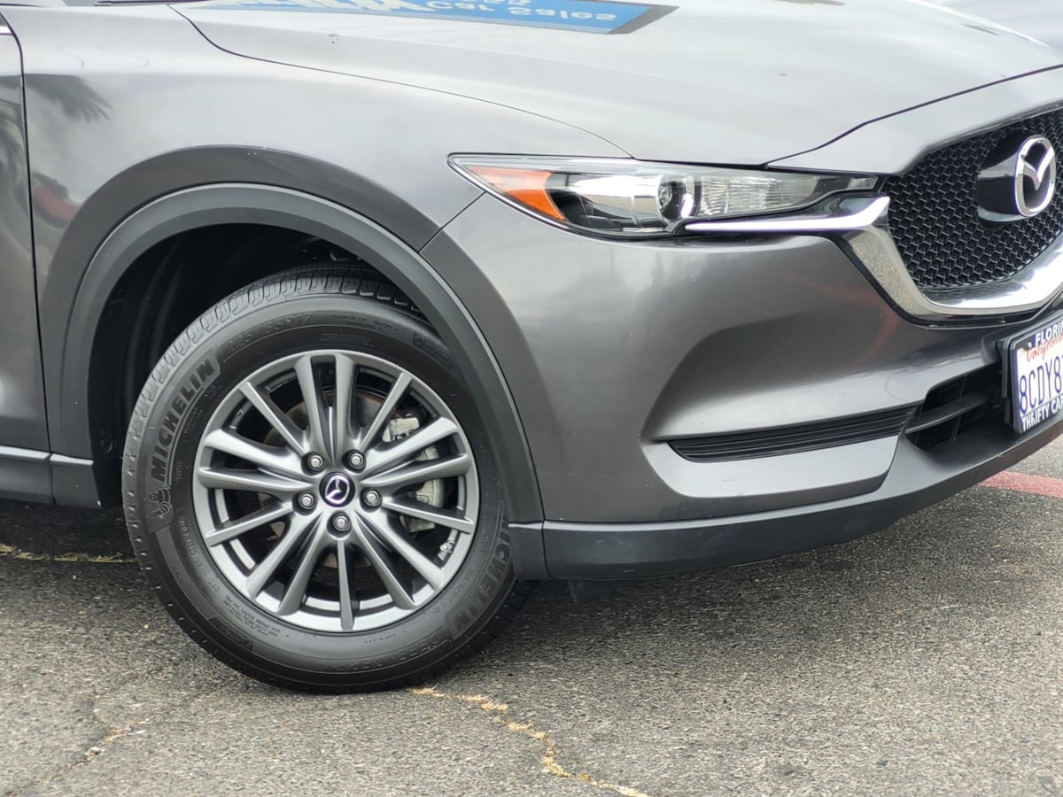 2017 Mazda CX-5 Touring photo 4