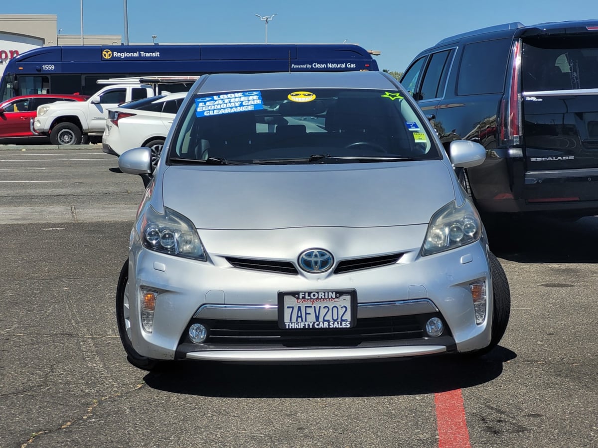 2013 Toyota Prius Plug-in photo 3