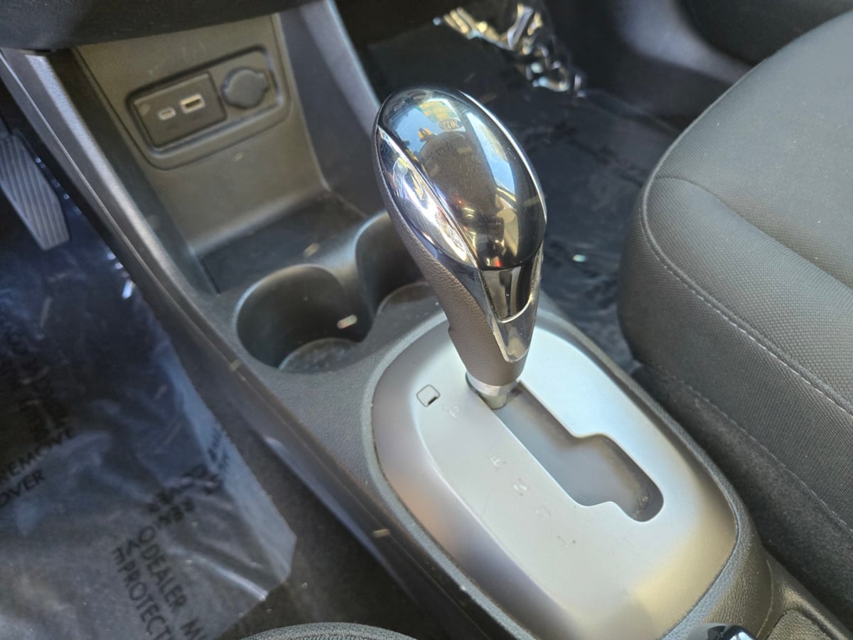 2022 Chevrolet Spark 1LT - Photo 12