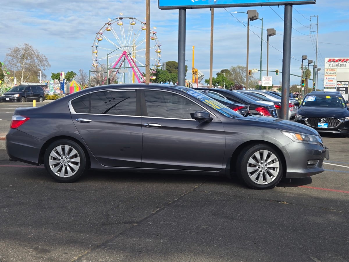 2014 Honda Accord EX photo 4