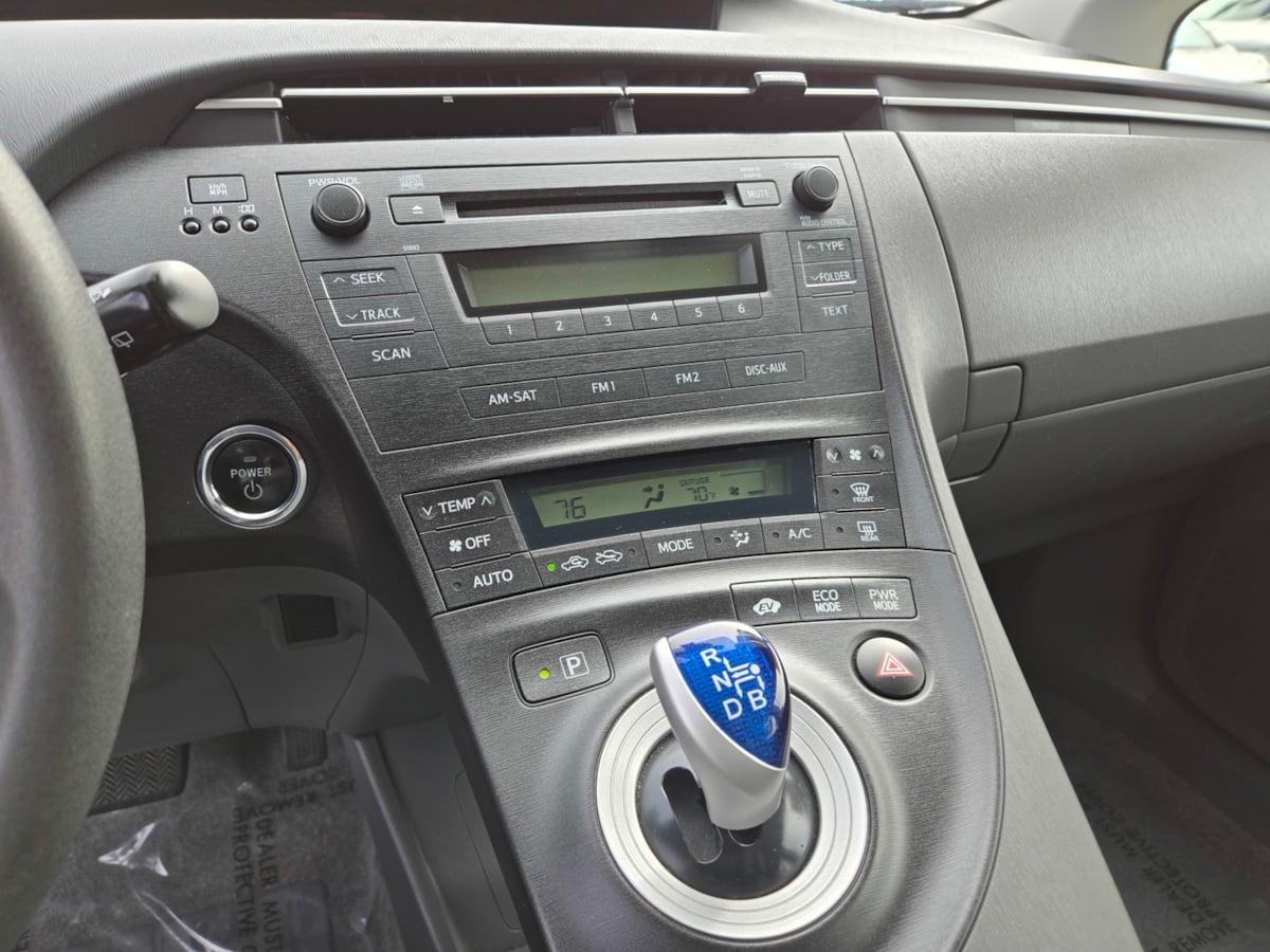 2010 Toyota Prius II - Photo 12