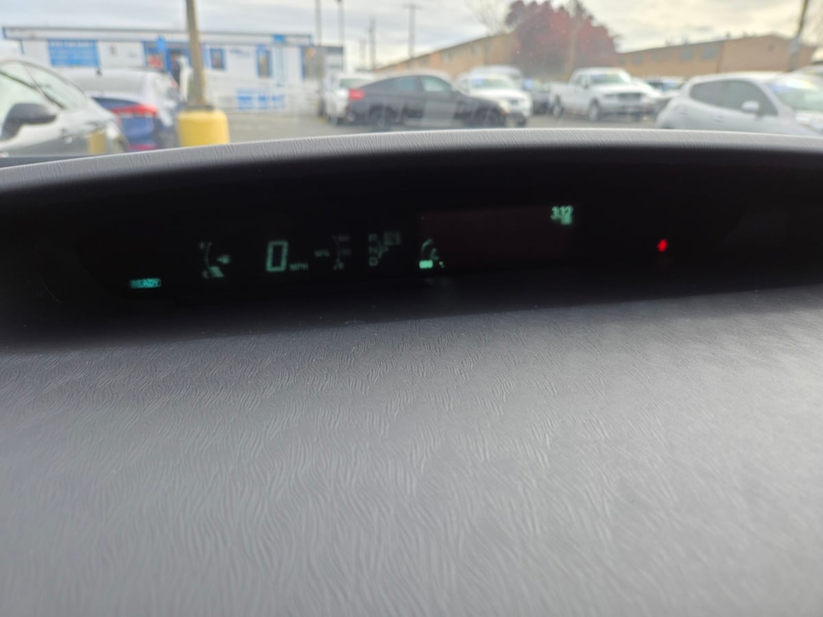 2010 Toyota Prius II - Photo 13