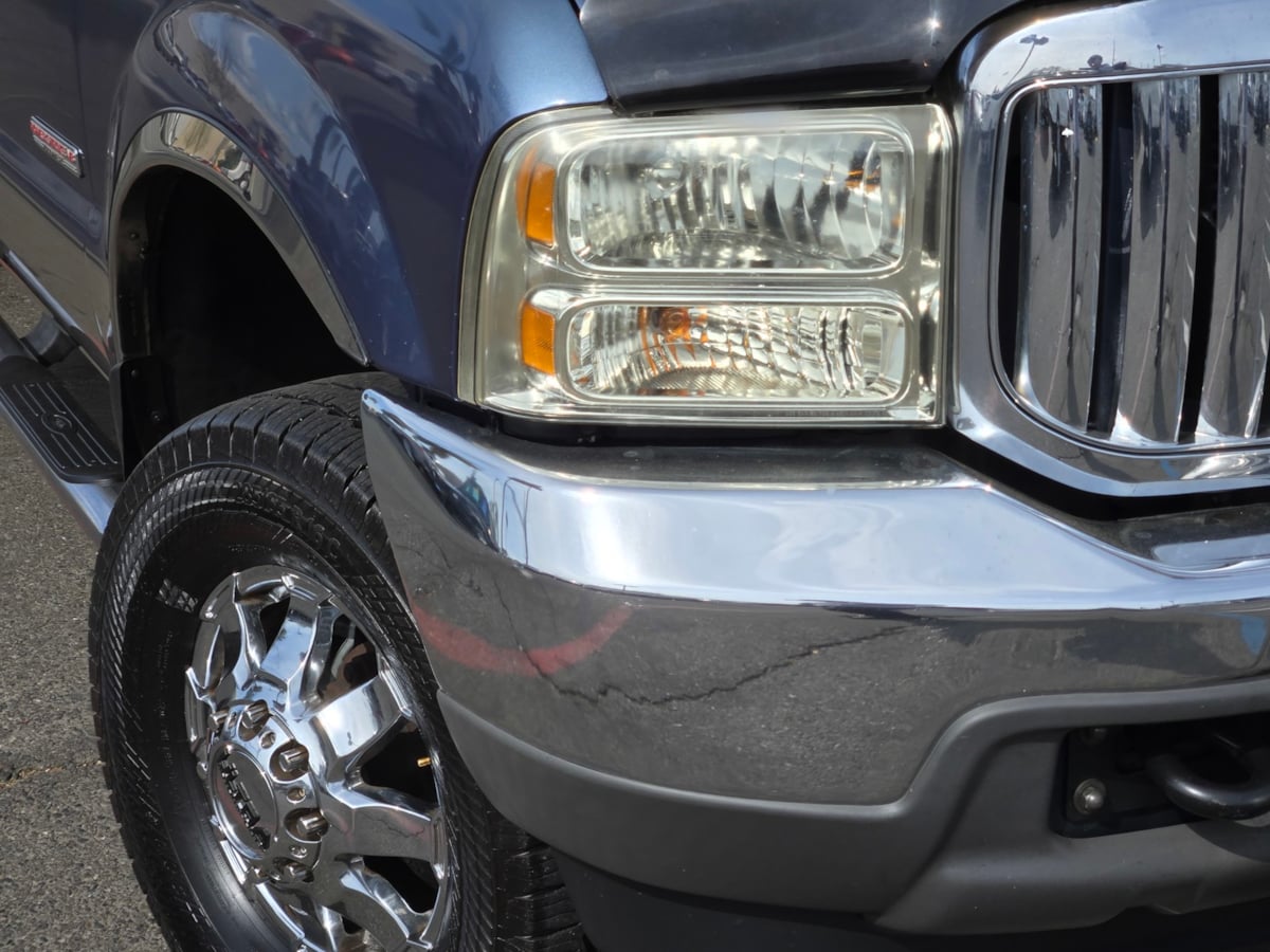 2004 Ford F-350 XL photo 3