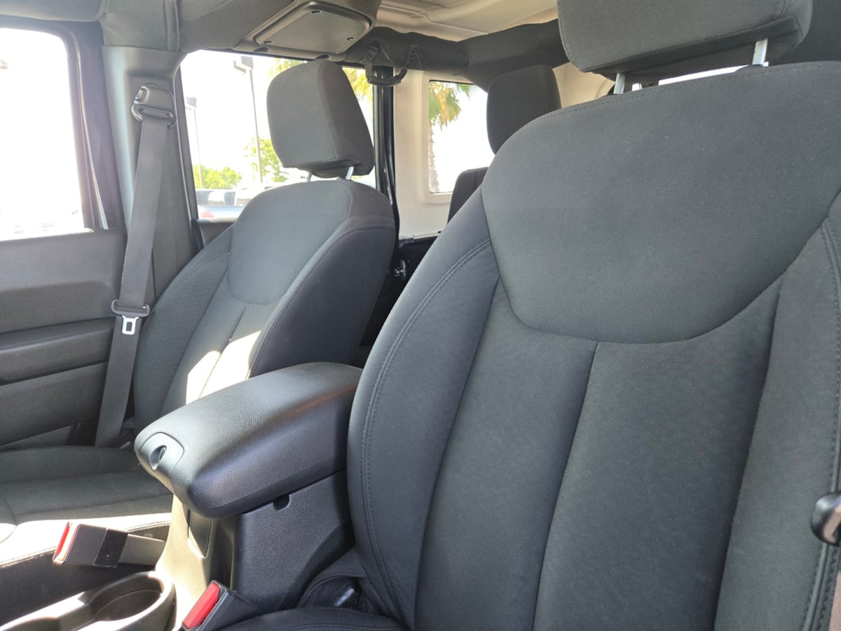 2016 Jeep Wrangler Unlimited Sport S - Photo 9