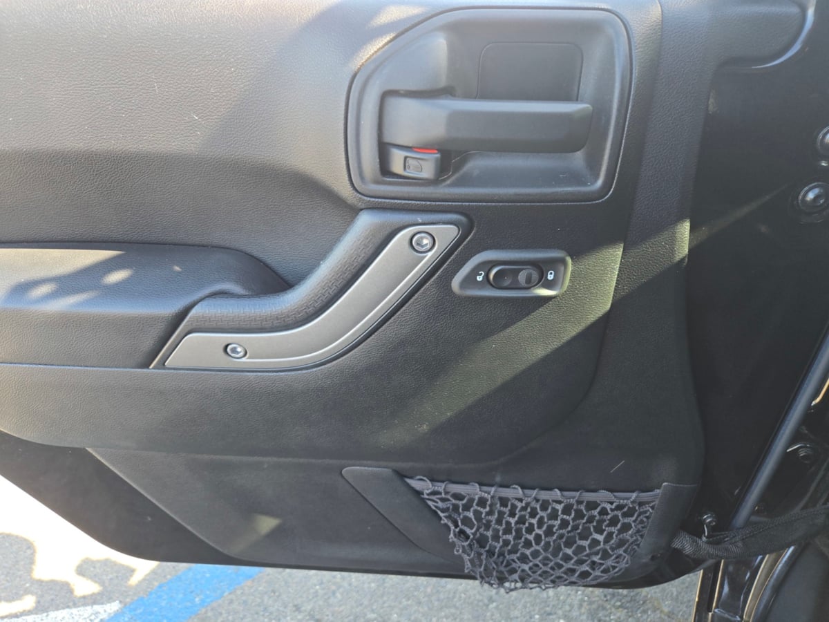 2016 Jeep Wrangler Unlimited Sport S - Photo 11