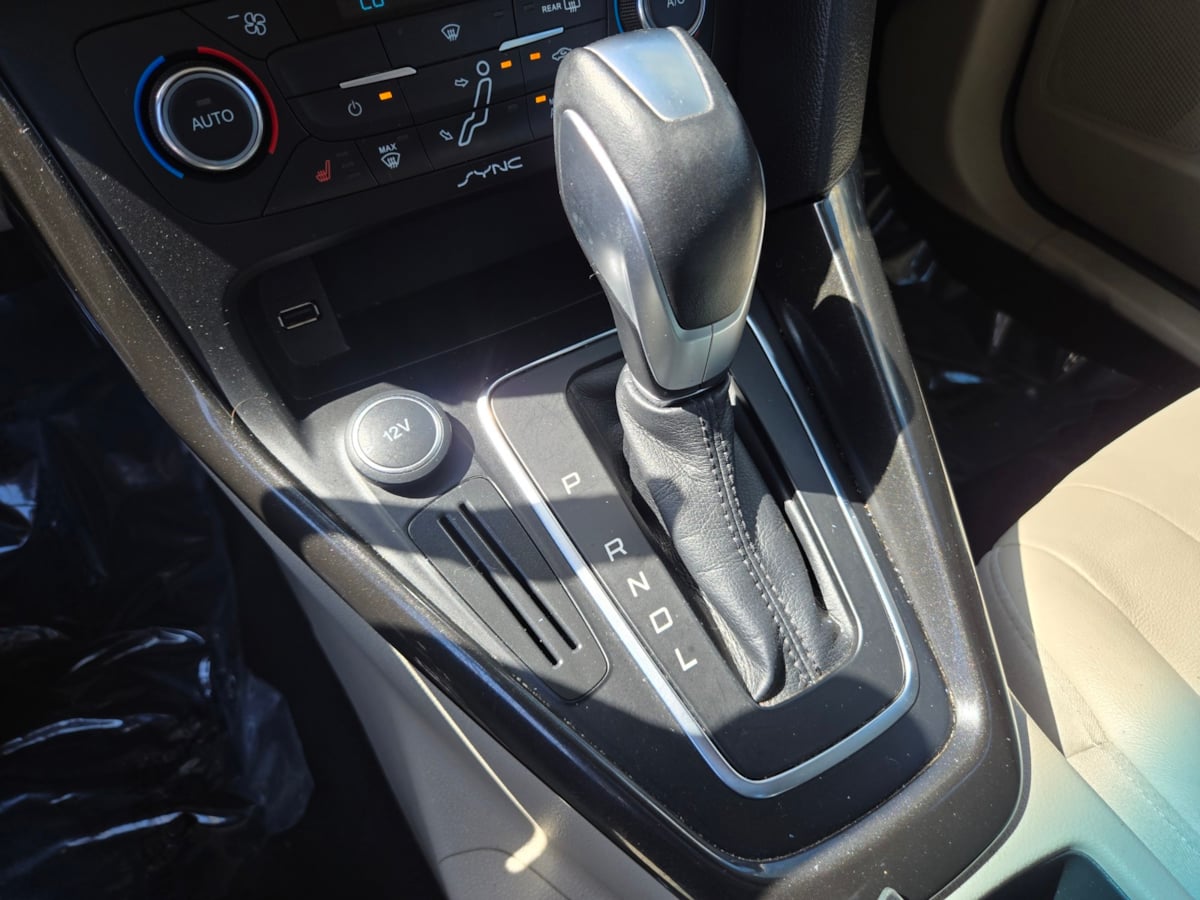 2015 Ford Focus Electric photo 12