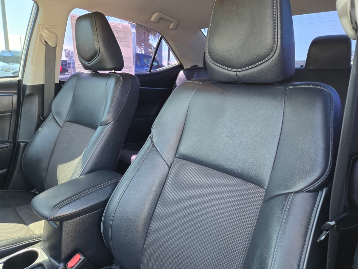 2014 Toyota Corolla L photo 9