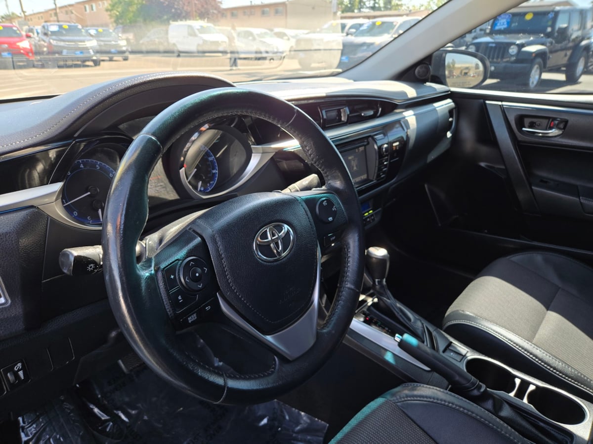 2014 Toyota Corolla L photo 10