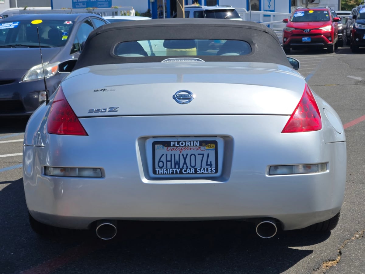 2008 Nissan 350Z Touring photo 6