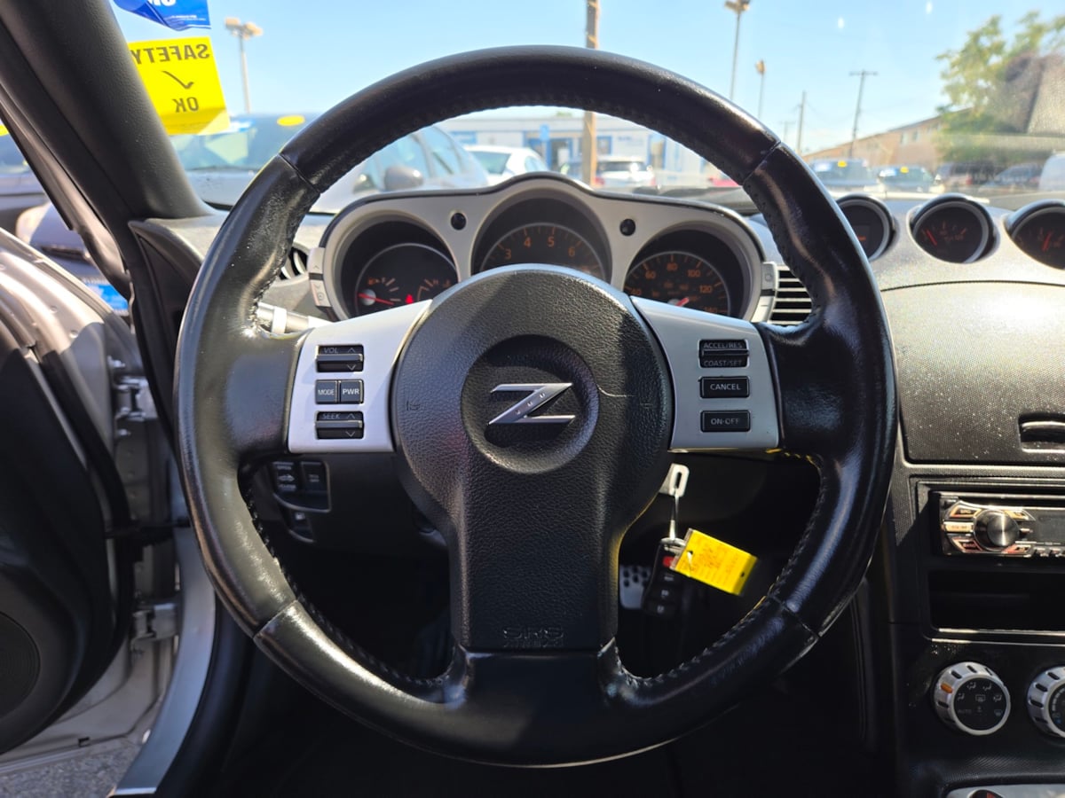 2008 Nissan 350Z Touring photo 15